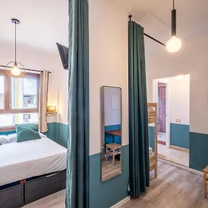 Mytinyhome Festina Lente Řím